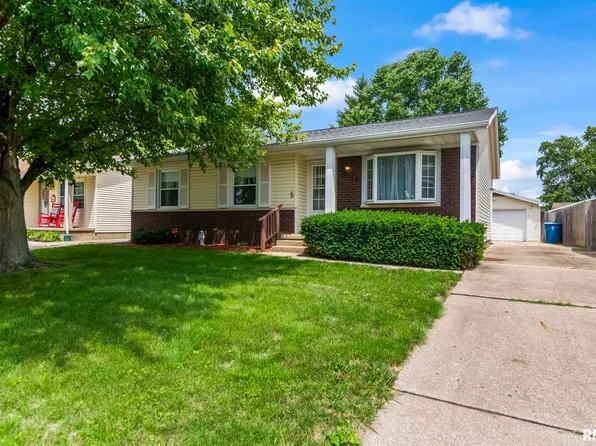 3025 Griffiths Ave, Springfield, IL 62702