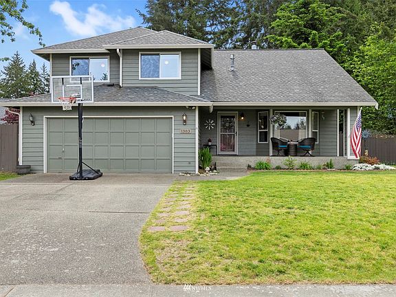 5th image of 1383 NW Bartlett Court
