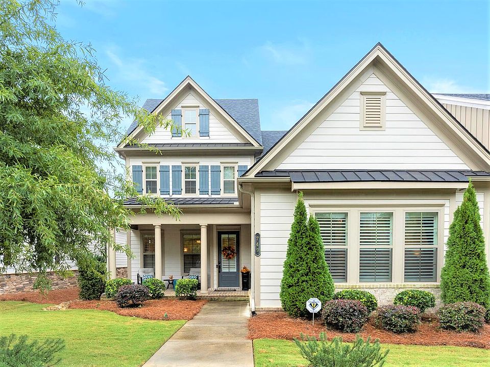 1st image of 749 Henry Dr