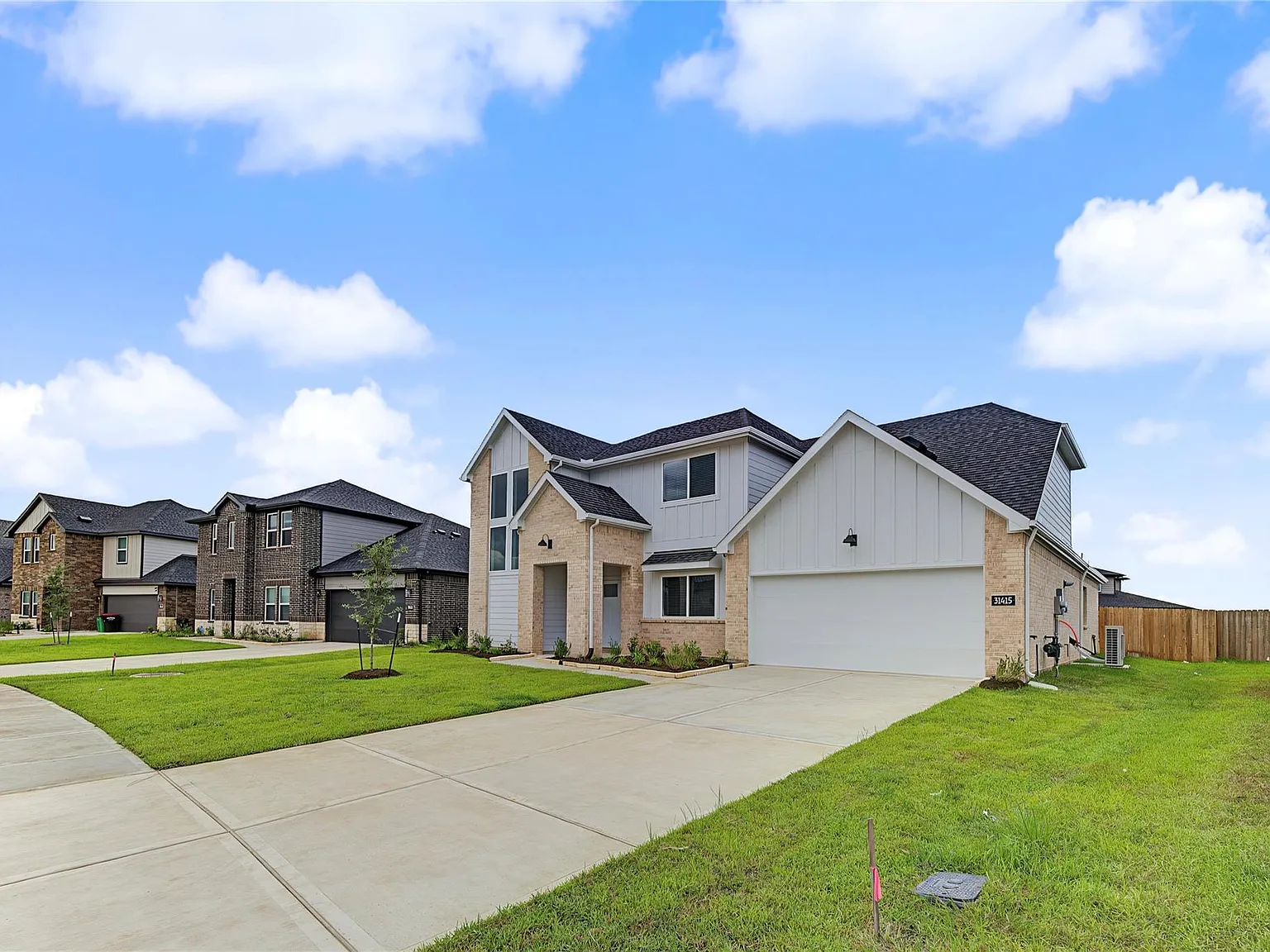 4 bed, 3.0 bath, 3188 sqft, $3,000 — Photo 3