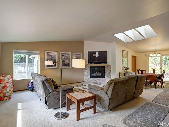 4th image of 20605 125th Street Ct E