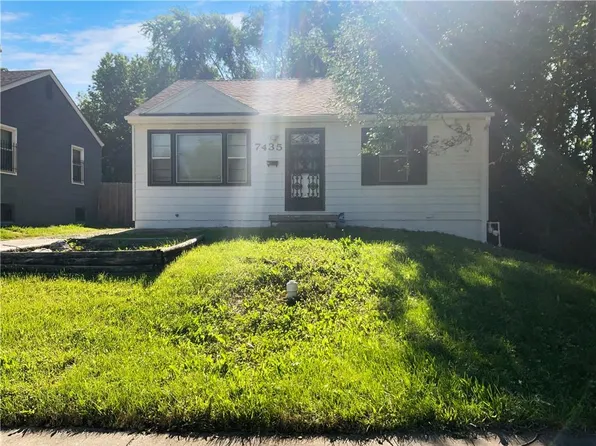 7435 Bellefontaine Ave, Kansas City, MO 64132