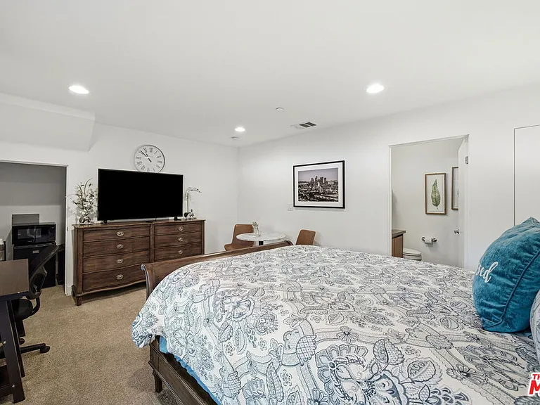 5911 Saturn St — Photo 20
