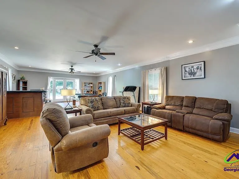 422 Forrest Dr — Photo 8