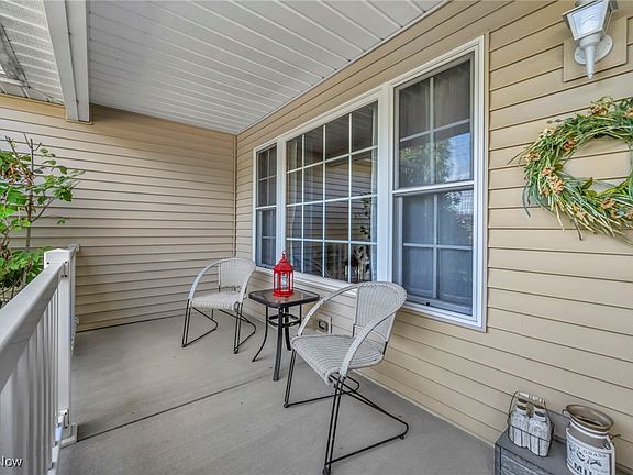 4th image of 29 Parker Ln
