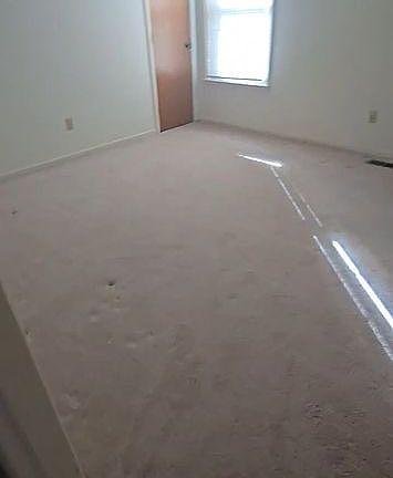 5th image of 450 Edenderry Way