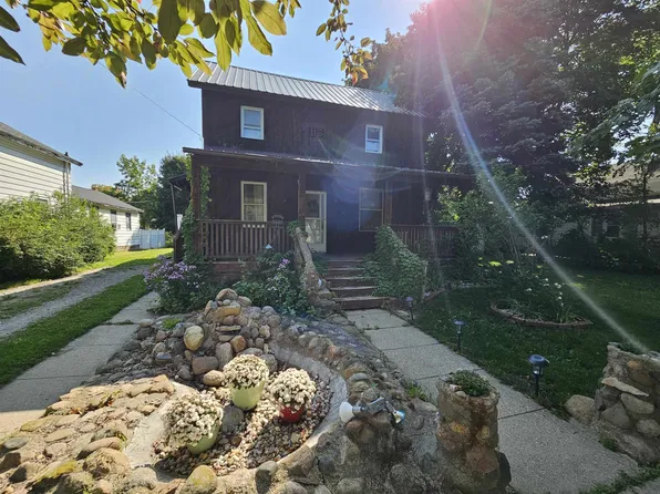 116 N Main St, Saint Louis, MI 48880