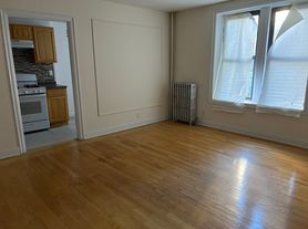 2125 Holland Ave, Bronx, NY