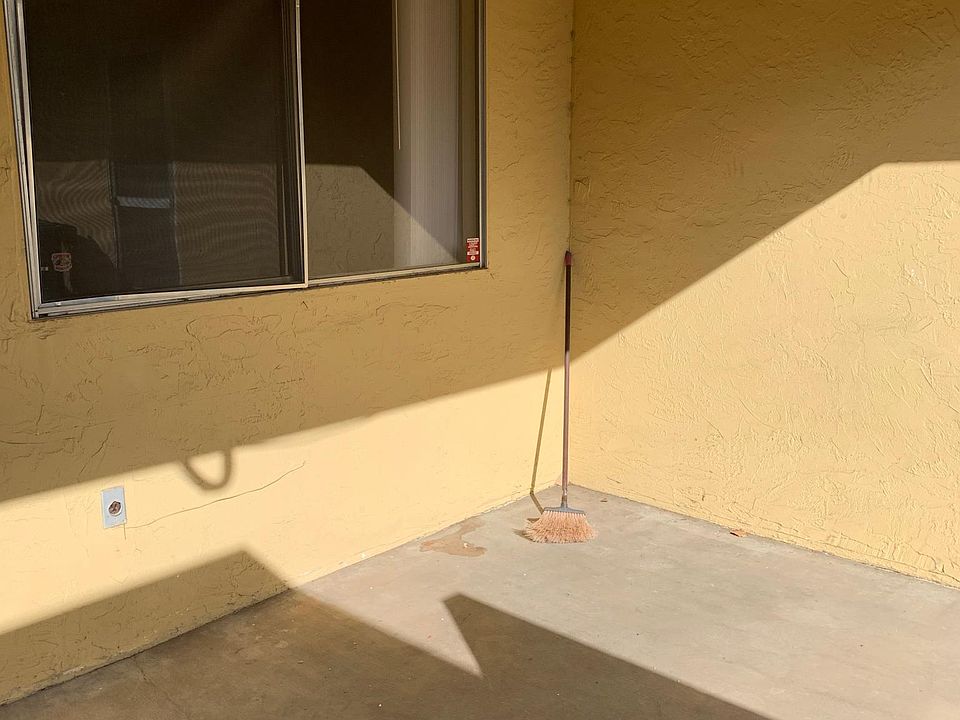 1st image of 3720 Peacock Ct #2