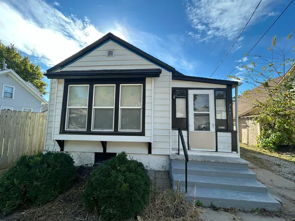 765 Avenue D, Council Bluffs, IA 51503