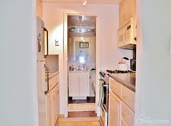 Rented by City Connections Realty