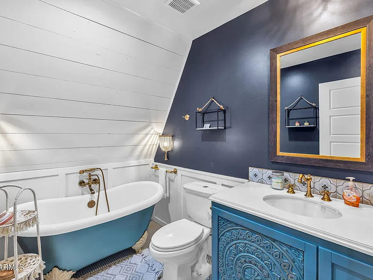 4402 E Turney Ave — Photo 37