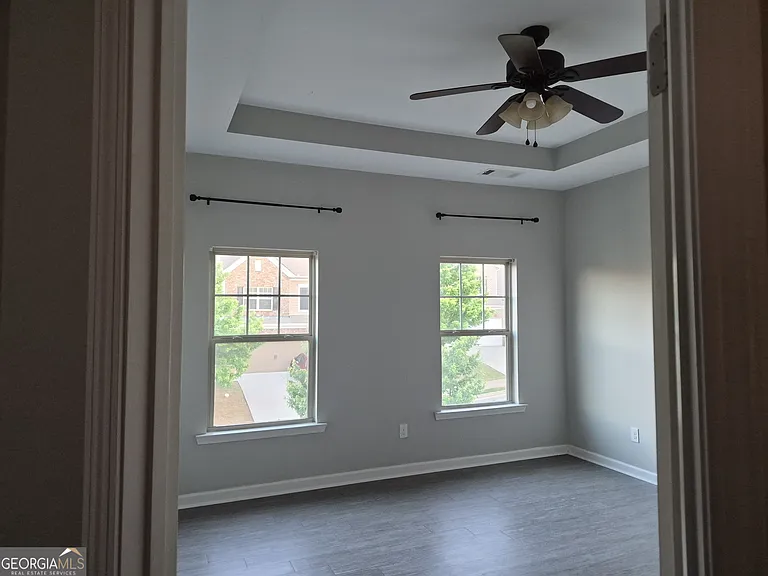 1506 Charcoal Ives Rd — Photo 18