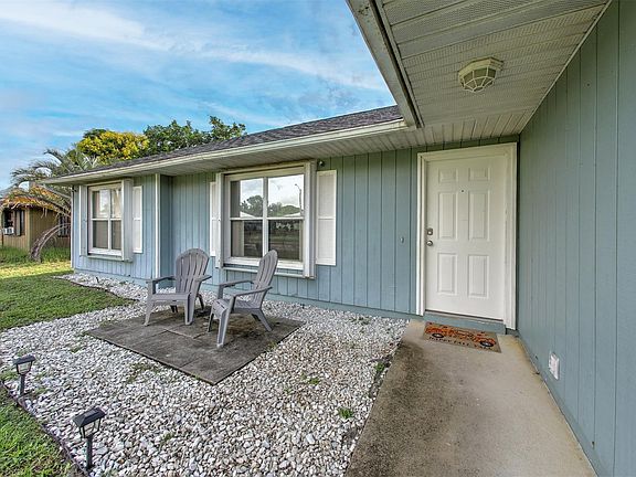 2nd image of 2046 15th Avenue