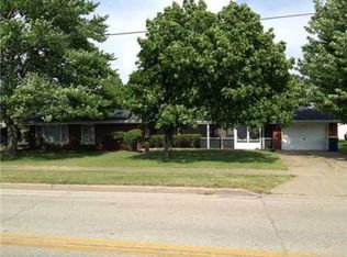 1516 S Spring St, Mishawaka, IN 46544