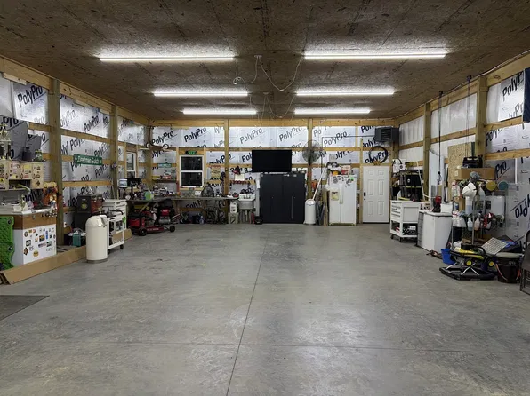 7165 Highway 13 S, Waverly, TN 37185