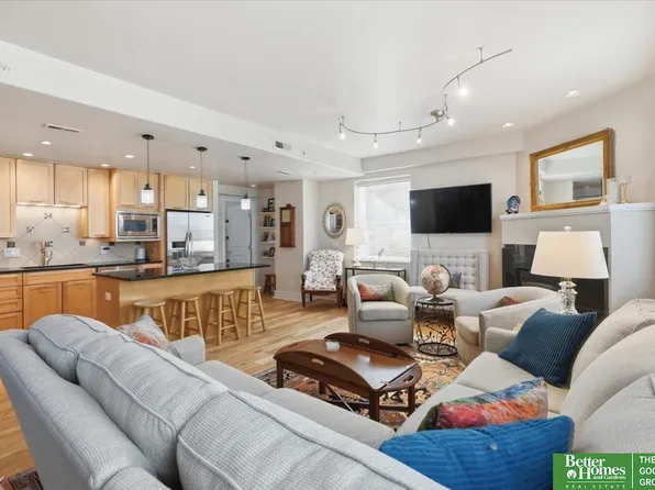 1403 Farnam St APT 512, Omaha, NE 68102