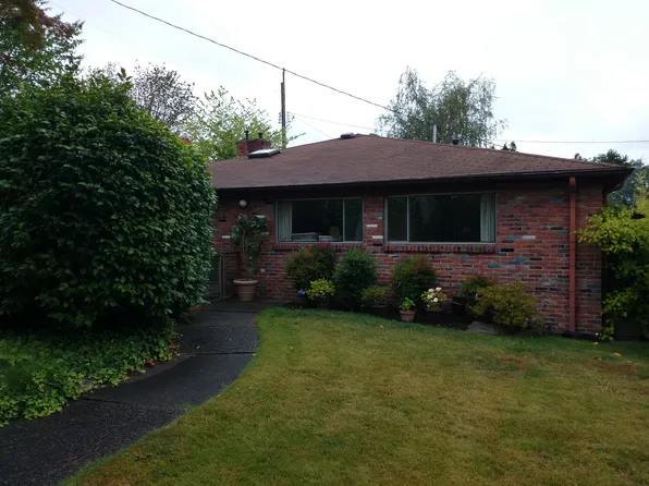 2354 N 65th St, Seattle, WA 98103