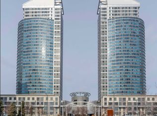 38 Lee Centre Dr #1702, Toronto, ON M1H 3J7