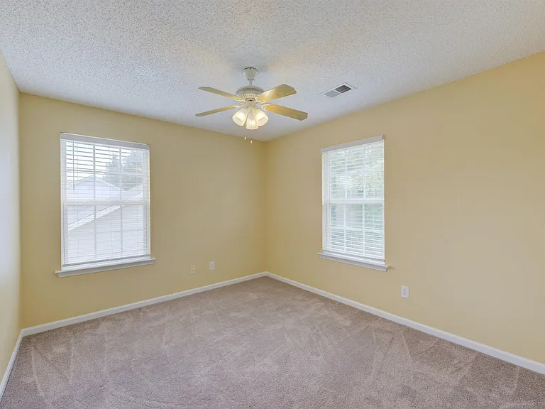 58 W Killian Station Ct — Photo 21