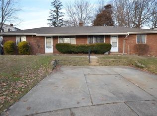 1359 & 1361 Brittain Woods Rd, Akron, OH 44310