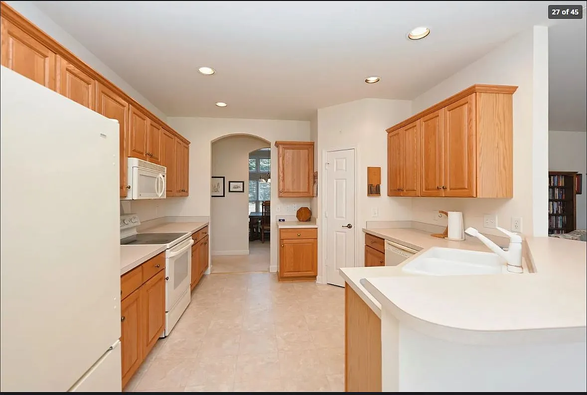 3 bed, 2800 sqft, $3,500 — Photo 3