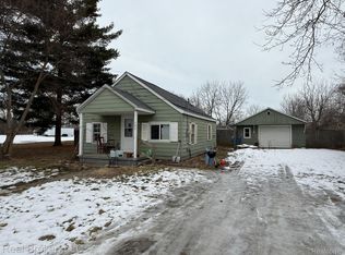 2385 Christner St, Burton, MI 48519
