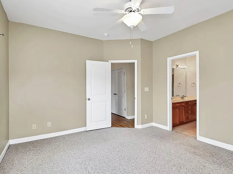 8324 Scotney Bluff Ave — Photo 11