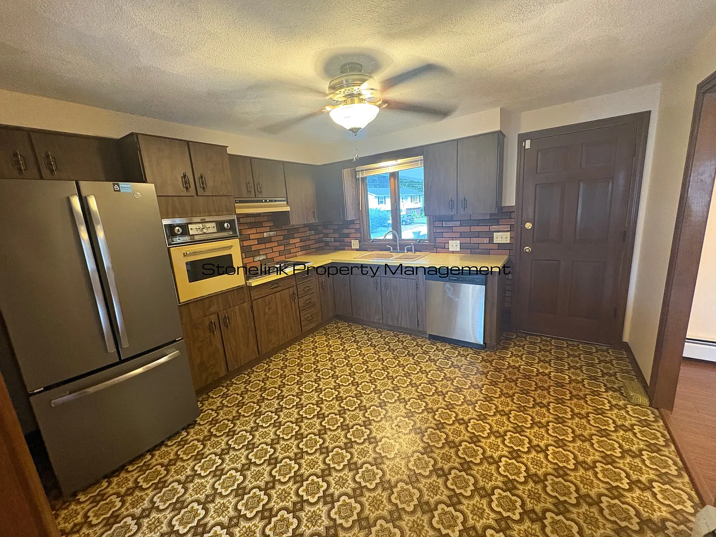 Newly Renovated Single Family Home For Rent in North Providence!! — Photo 3
