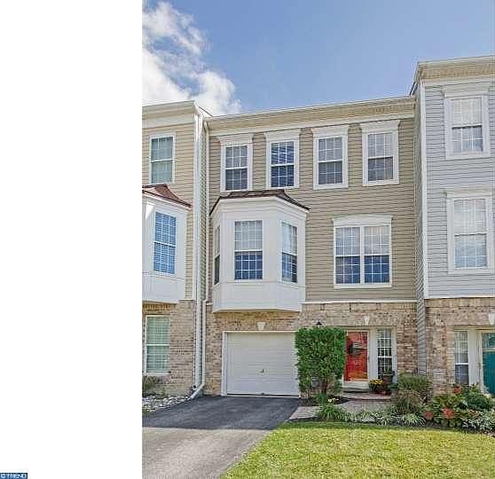 1st image of 405 E Oakmeade Dr