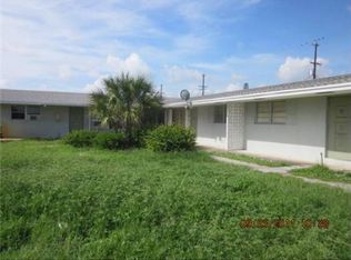 915 S G St, Lake Worth, FL 33460