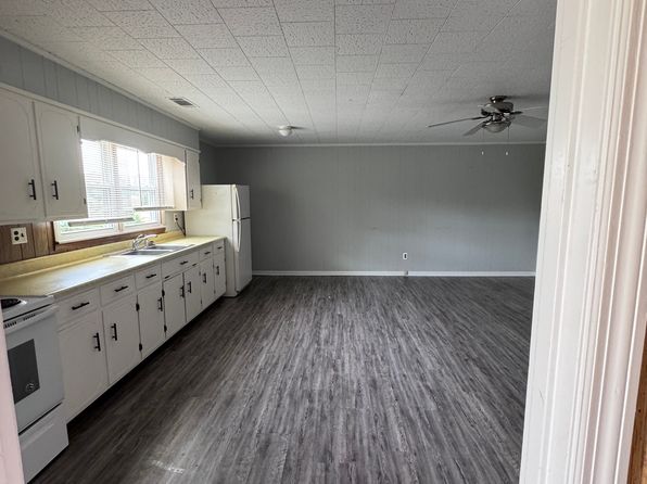 12320 State Highway 168 APT 3