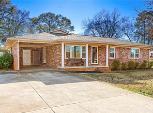 730 Tanglewood Dr, Seneca, SC 29672