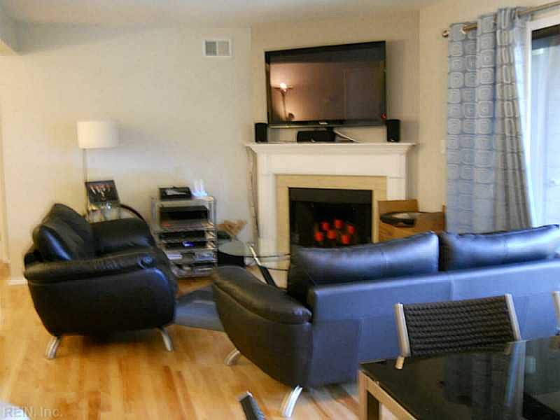 1st image of 1012 Autumn Woods Ln APT 108