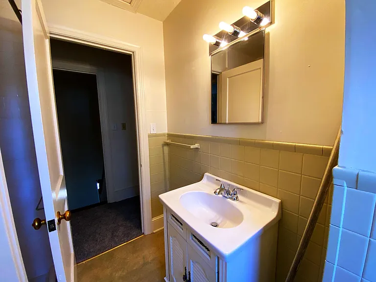 903 Belmore Ave — Photo 33