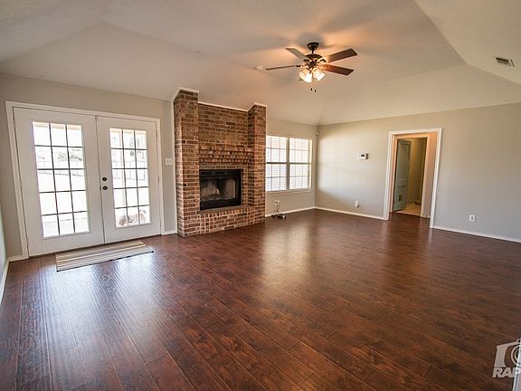 5th image of 3210 Walnut Hill Dr