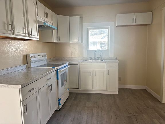 3rd image of 8504 N 12th St