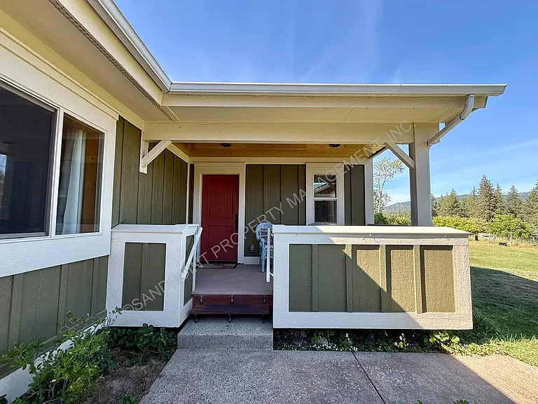 1181 S Sagle Rd — Photo 5