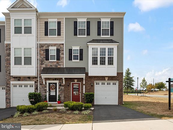 2nd image of 6015 Camerons Ferry Dr