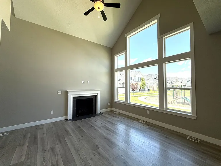 2774 W Lacewood Dr — Photo 4