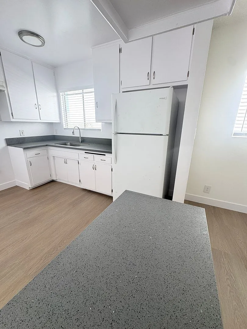 1 bed, 1.0 bath, $1,895 — Photo 4