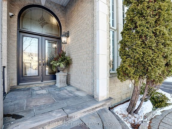 2nd image of 84 Nova Scotia Rd