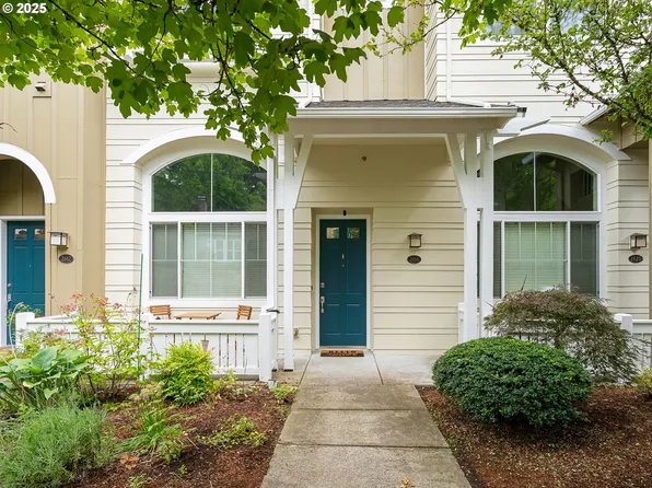 2616 SW Hume Ct, Portland, OR 97219