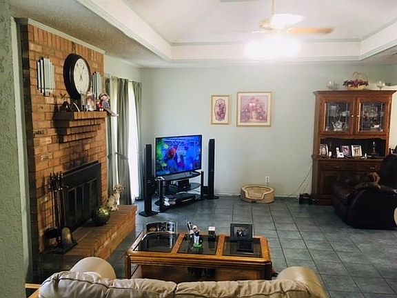 3rd image of 808 Wind Brooke Dr