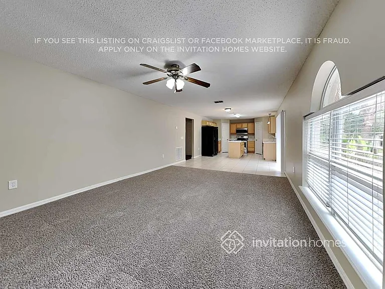 1701 Alhambra Crest Dr — Photo 5
