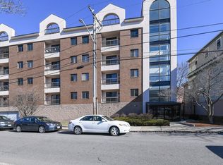 24 Corey St APT 102, Everett, MA 02149