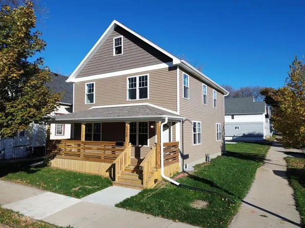 1138 South 19th STREET, Milwaukee, WI 53204