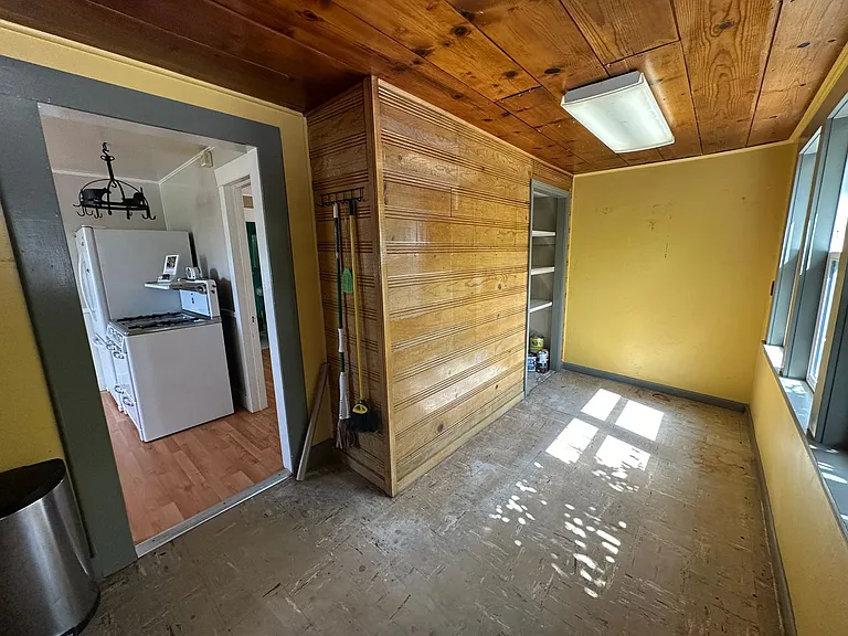 665 S Auburn St — Photo 21