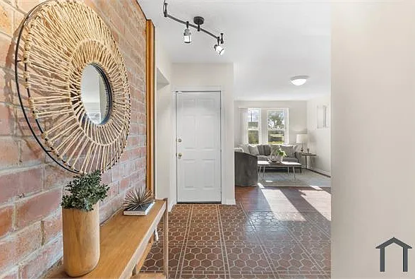 3843 Saint Ferdinand Ave — Photo 12