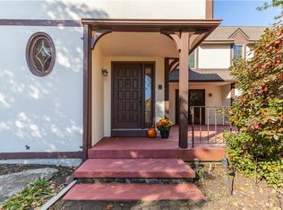 1301 Stony Ln, North Kingstown, RI 02852